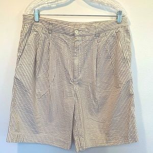 Fairway & Greene Tan & White Golf or Leisure Short